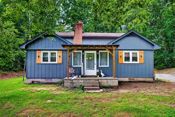$200,000 | 3520 Kanawha Trail, Covington, VA 24426