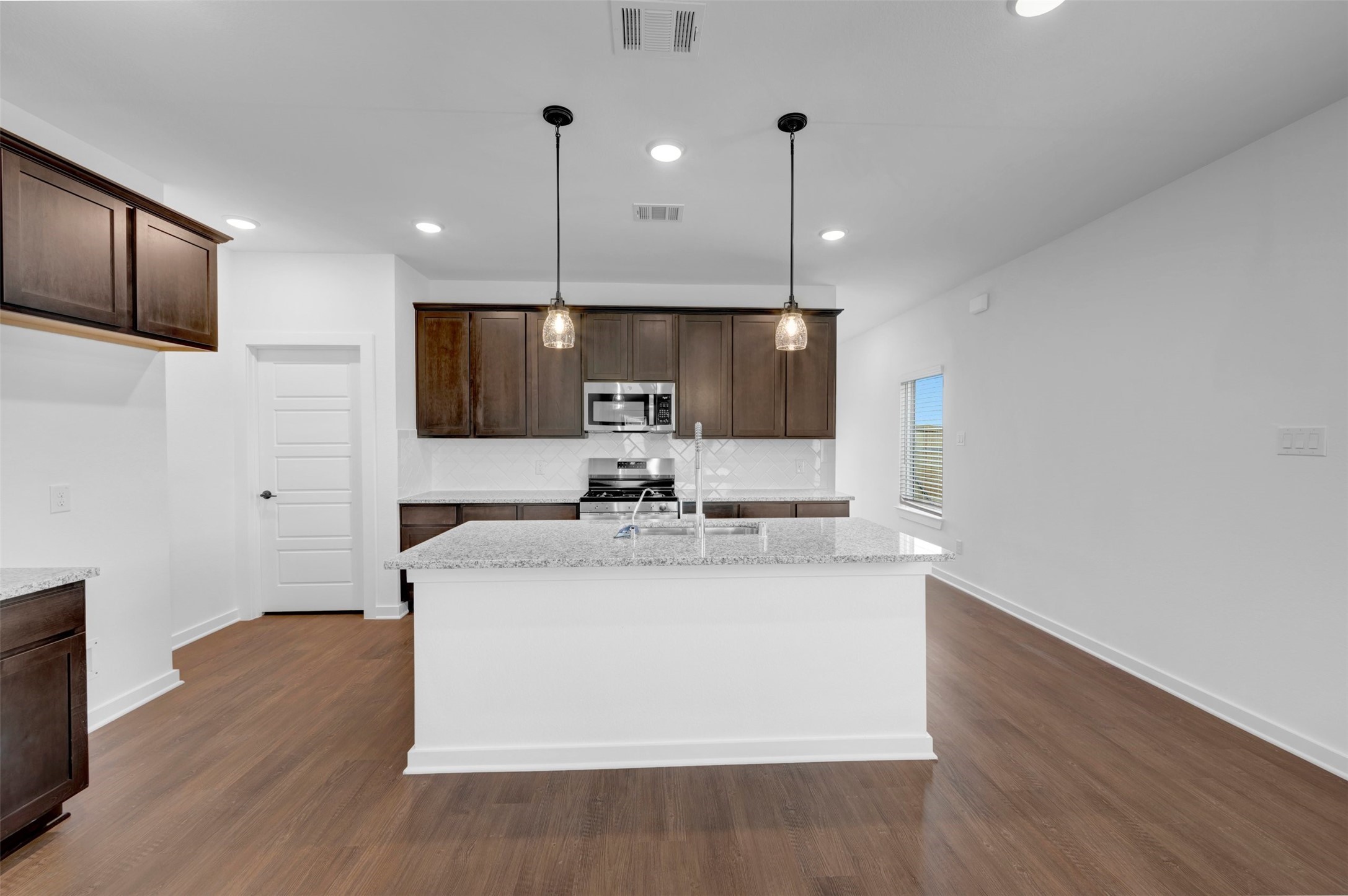 32518 Lantana Fields Road Fulshear, TX 77441 - Photo 6 of 39