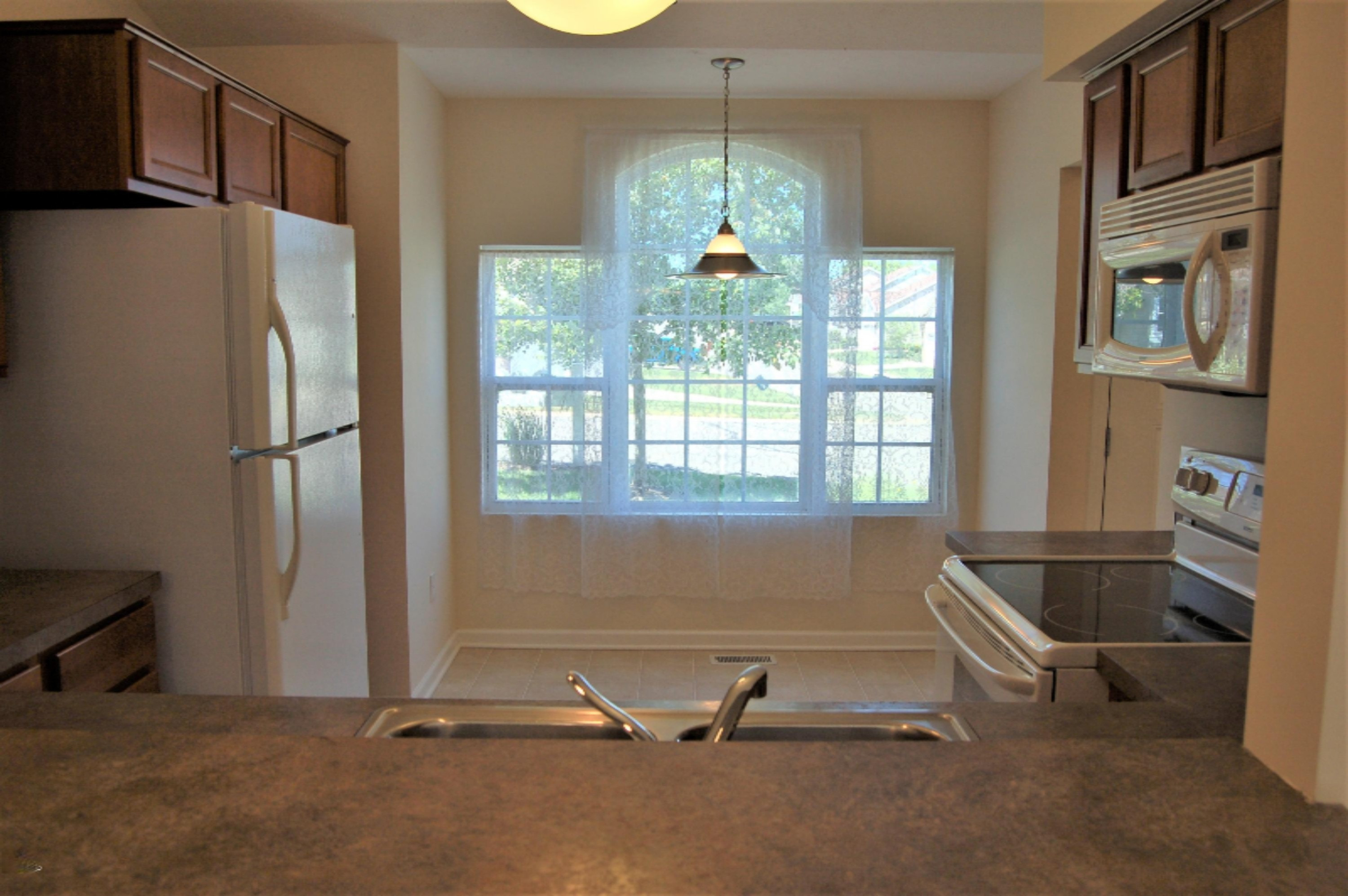 11152 Barnsley Road Lowell, MI 49331 - Photo 7 of 32 Kitchen