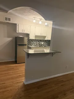 $1,375 | 201 Acklen Park Drive, Unit 25, Nashville, TN 37203