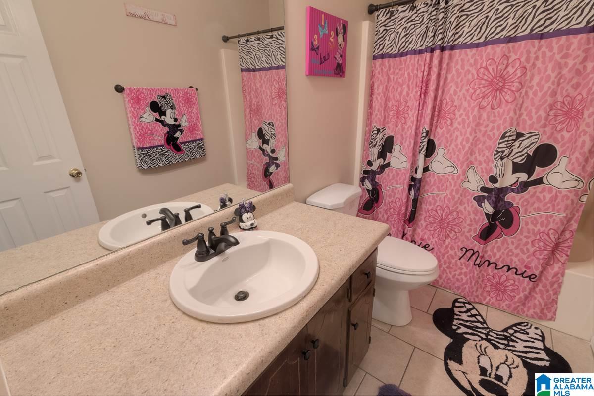 1112 Red Oak Circle Fairfield, AL 35064 - Photo 12 of 20