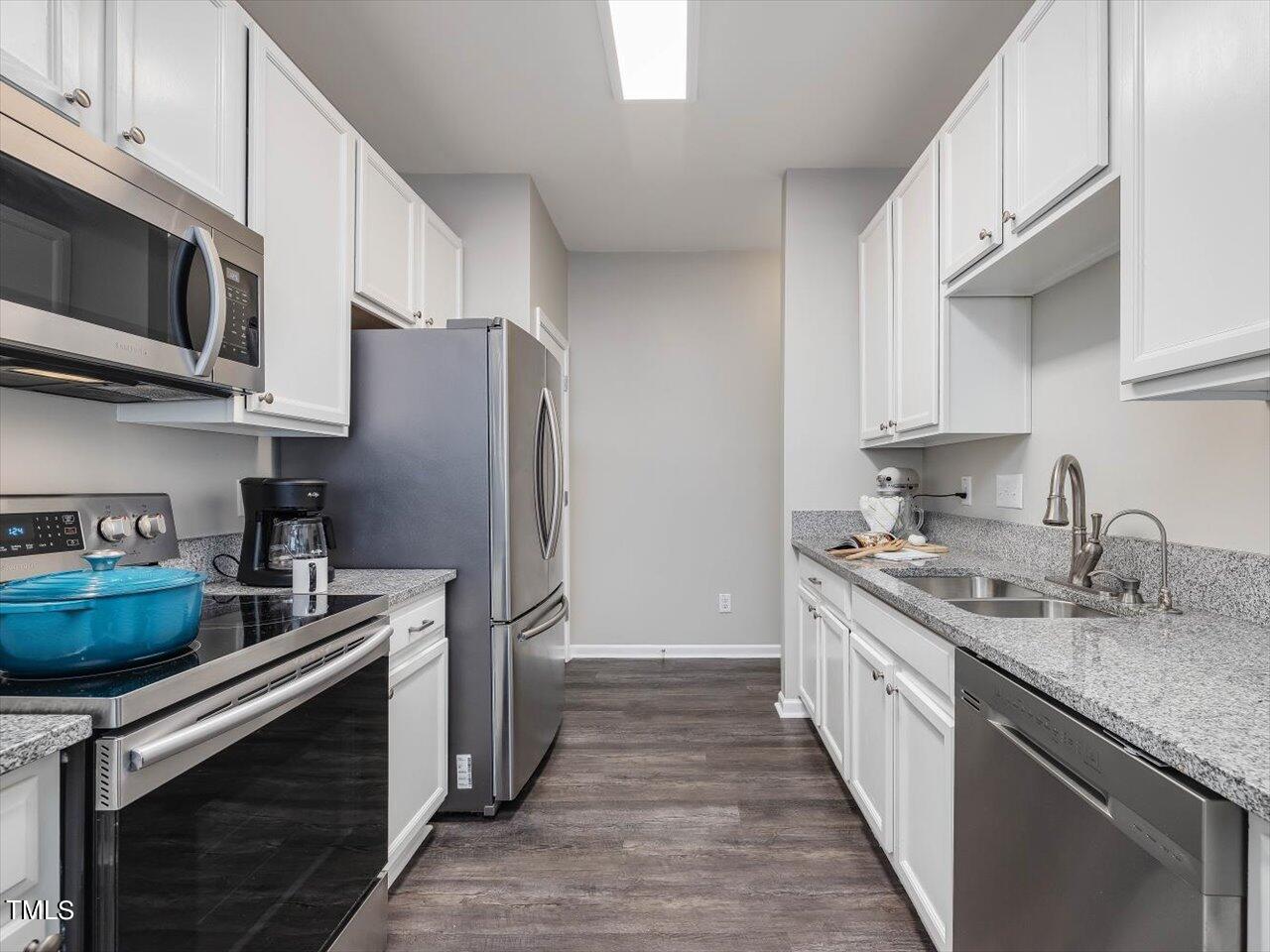 8329 Martello Lane Raleigh, NC 27613 - Photo 30 of 54 30-Kitchen