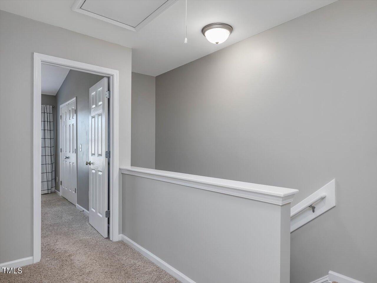 8329 Martello Lane Raleigh, NC 27613 - Photo 35 of 54 35-Landing