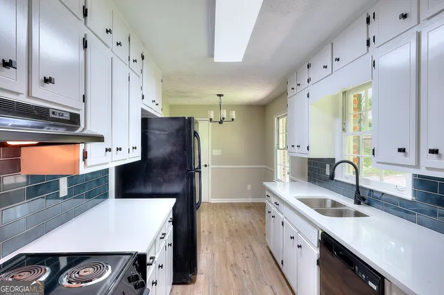 $344,500 | 2802 Leisure Woods Lane, Decatur, GA 30034