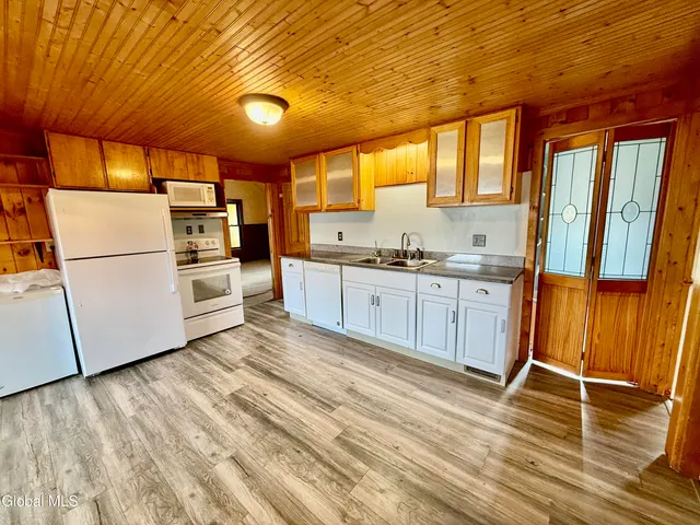 $280,000 | 22 Crailo Lane, Schodack, NY 12123