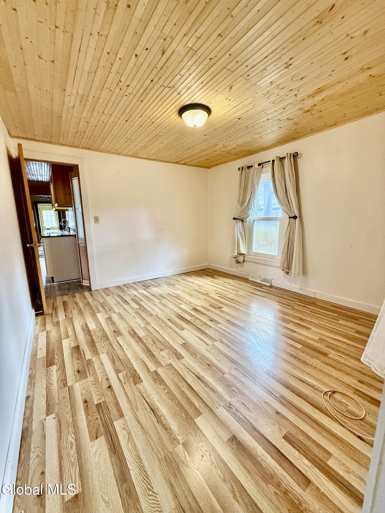 22 Crailo Lane Schodack, NY 12123 - Photo 26 of 37 IMG_2919