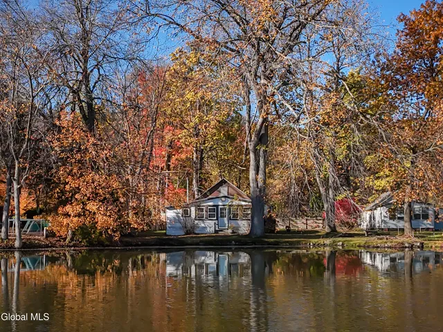 $280,000 | 22 Crailo Lane, Schodack, NY 12123