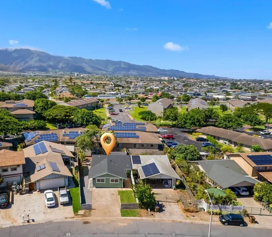 $938,000 | 226 Hoomoku Street, Kahului, HI 96732