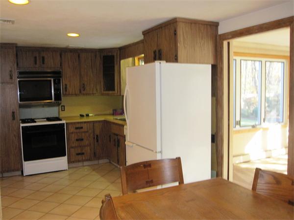 14 Leonard Road Sharon, MA 02067 - Photo 6 of 15 Gallery Image 6
