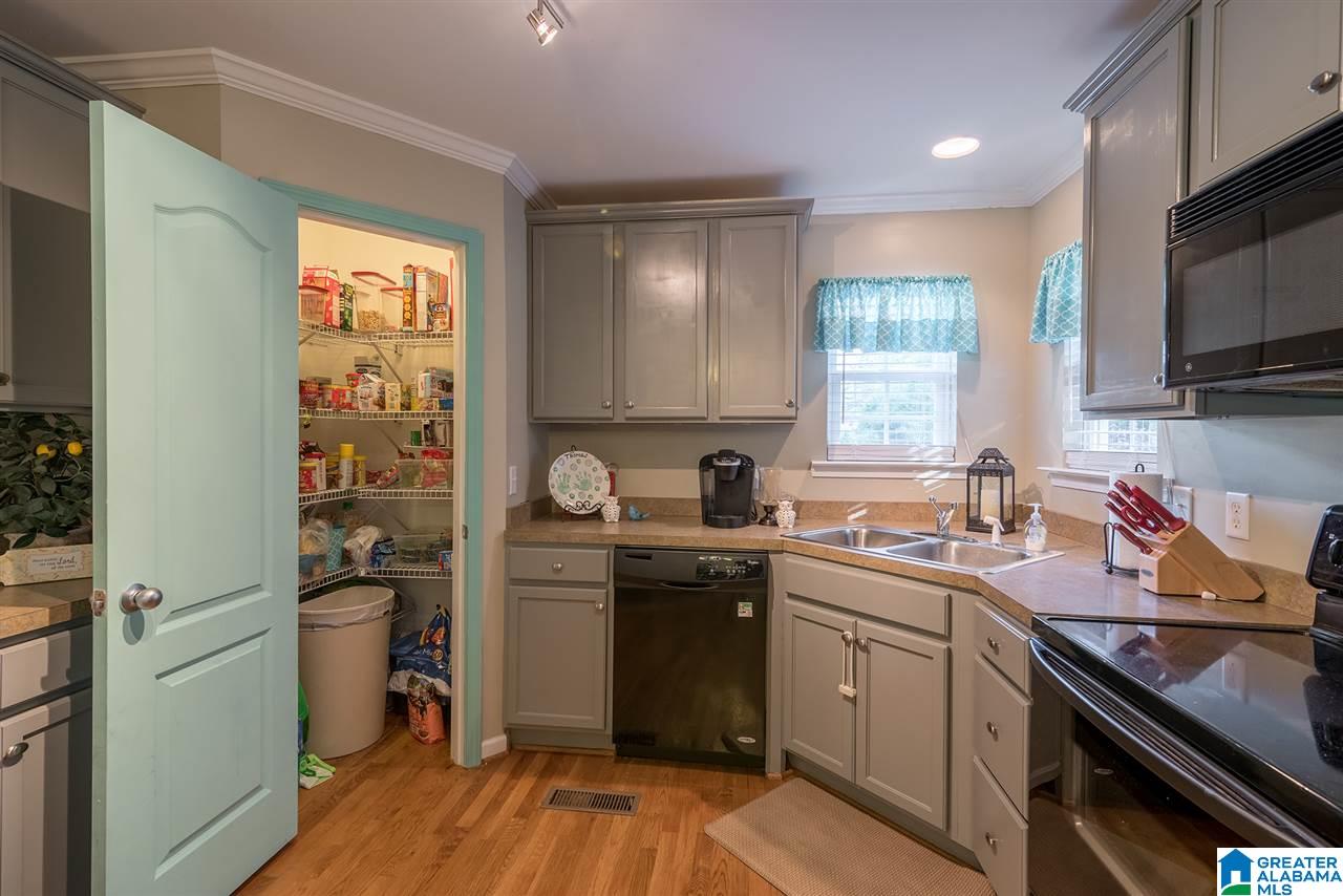 2732 Snow Rogers Road Gardendale, AL 35071 - Photo 11 of 37