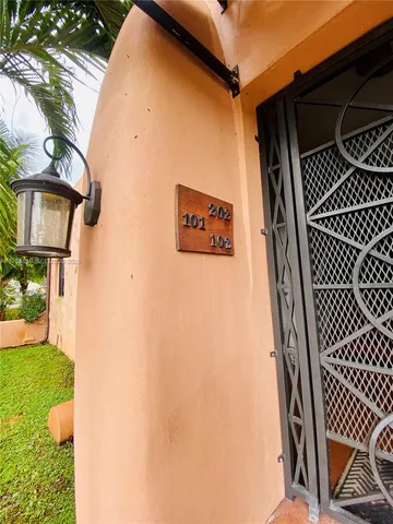 $8,150,000 | 200 Azure Way, Miami Springs, FL 33166