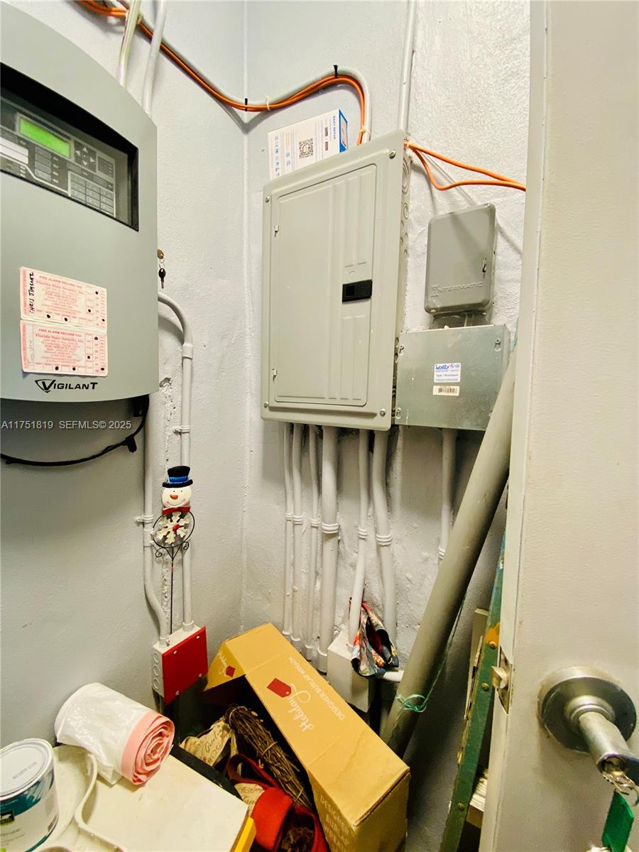 200 Azure Way Miami Springs, FL 33166 - Photo 30 of 54 a utility room with dryer and washer