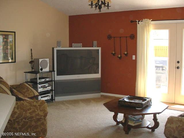 3547 Whisper Creek Boulevard Middleburg, FL 32068 - Photo 2 of 10