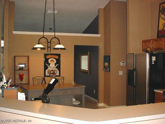 3547 Whisper Creek Boulevard Middleburg, FL 32068 - Photo 7 of 10 a view of a room with gym equipment