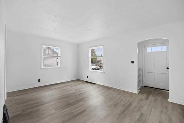 $290,000 | 1318 East Broad Avenue, Spokane, WA 99207