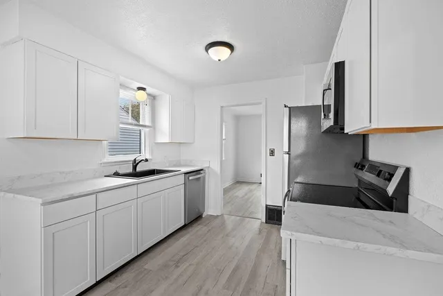 $290,000 | 1318 East Broad Avenue, Spokane, WA 99207