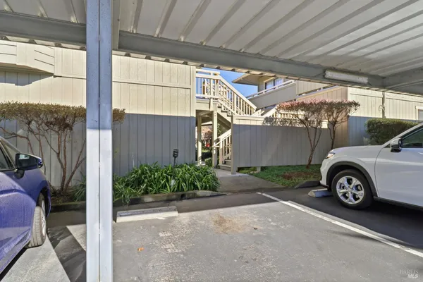 $379,000 | 720 Petaluma Boulevard South, Unit 28, Petaluma, CA 94952