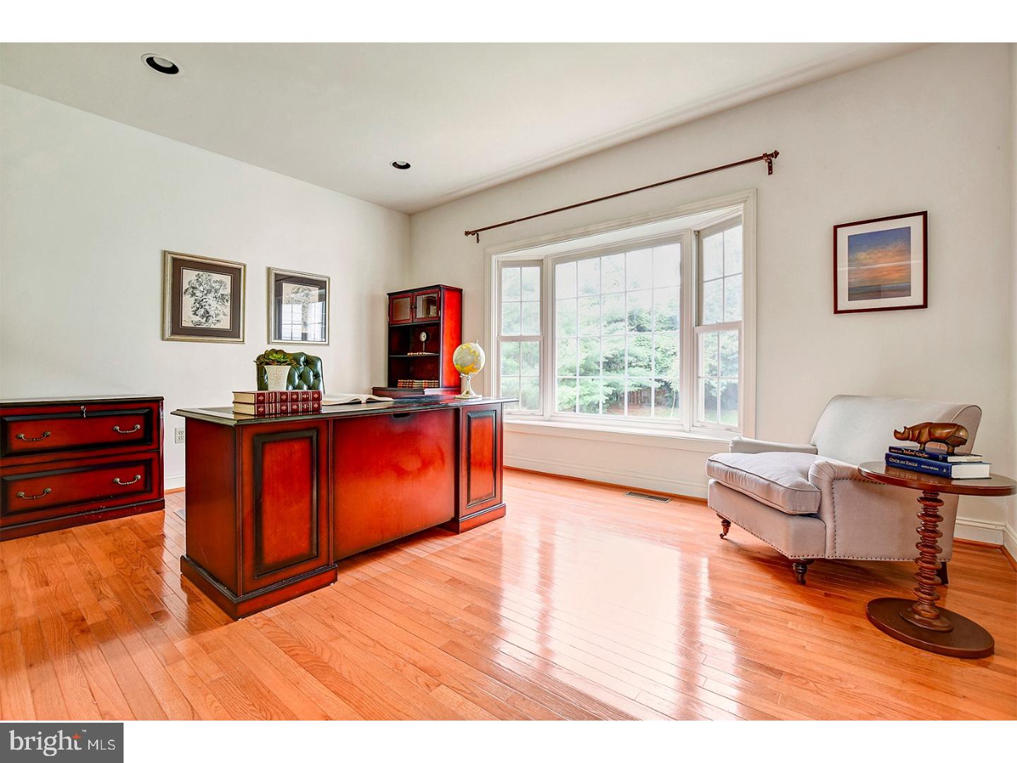22 Webb Road Downingtown, PA 19335 - Photo 6 of 25 Office / Study