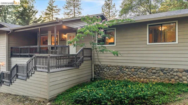 $459,000 | 21787 Crystal Lake Drive, Sonora, CA 95370