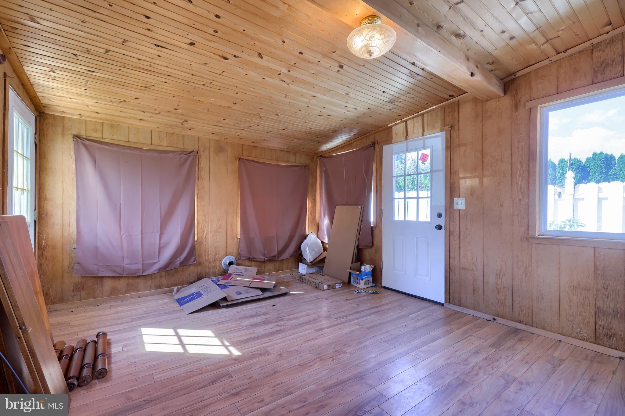 11594 Winterstown Road Red Lion, PA 17356 - Photo 18 of 36 Gallery Image 18