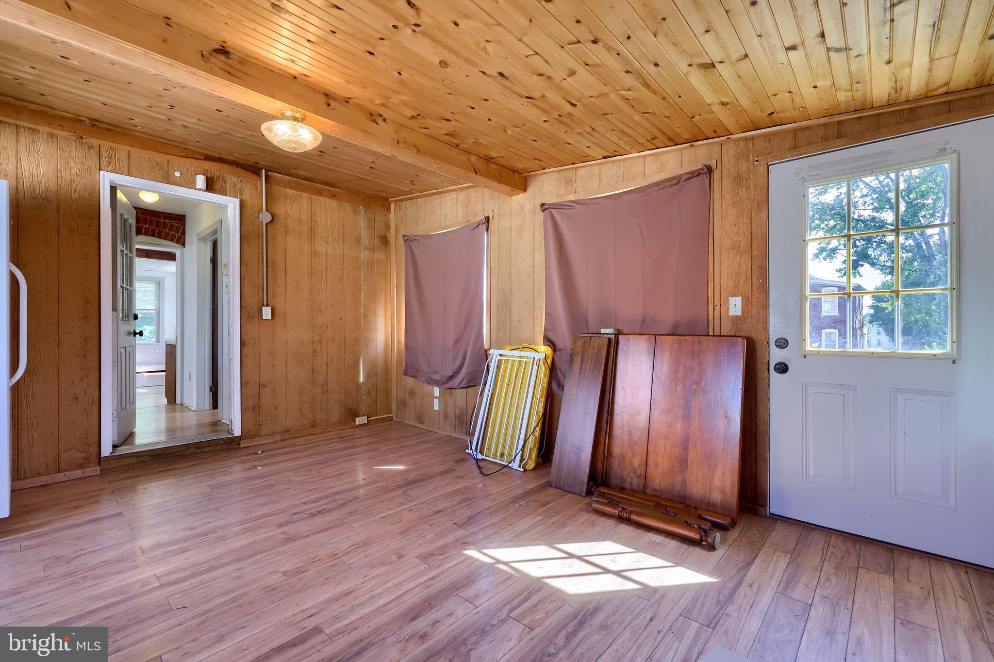 11594 Winterstown Road Red Lion, PA 17356 - Photo 19 of 36 Gallery Image 19