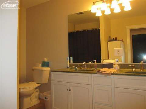 6366 Johnson Road Flushing, MI 48433 - Photo 13 of 15 20430955-12.JPG