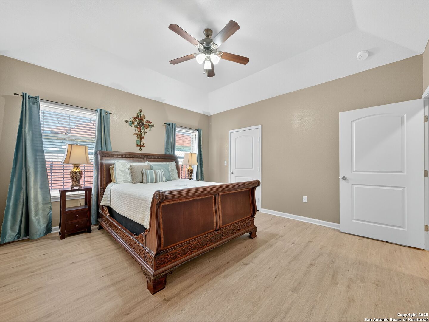 605 Meadow Gate Converse, TX 78109 - Photo 17 of 27 a bedroom with a bed and window