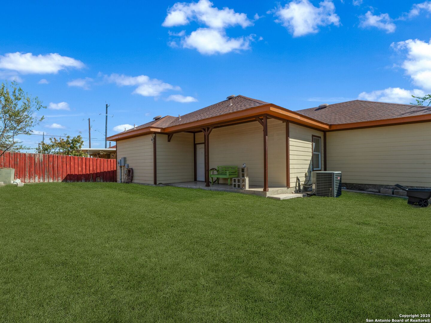 605 Meadow Gate Converse, TX 78109 - Photo 26 of 27 a view of a backyard with potted plants