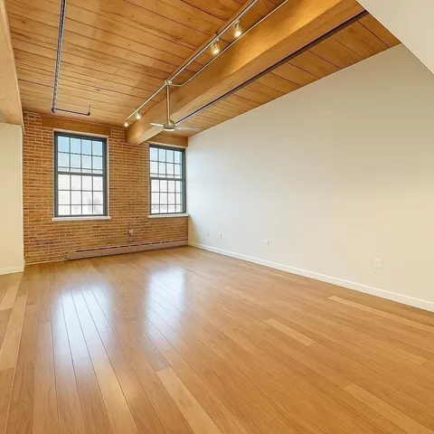 $2,350 | 130 John Street, Unit 242, Lowell, MA 01852