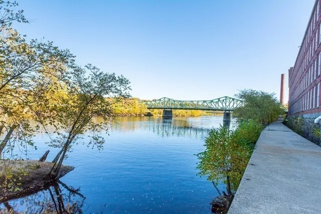 $2,350 | 130 John Street, Unit 242, Lowell, MA 01852