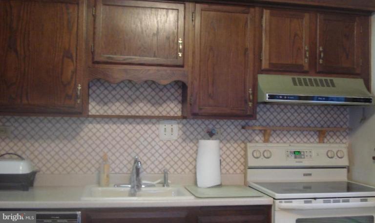 5909 Oakland Road Halethorpe, MD 21227 - Photo 11 of 16 5909 Oakland Rd HomeRome com
