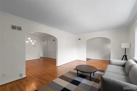 $520,000 | 7124 Amherst Avenue, St. Louis, MO 63130