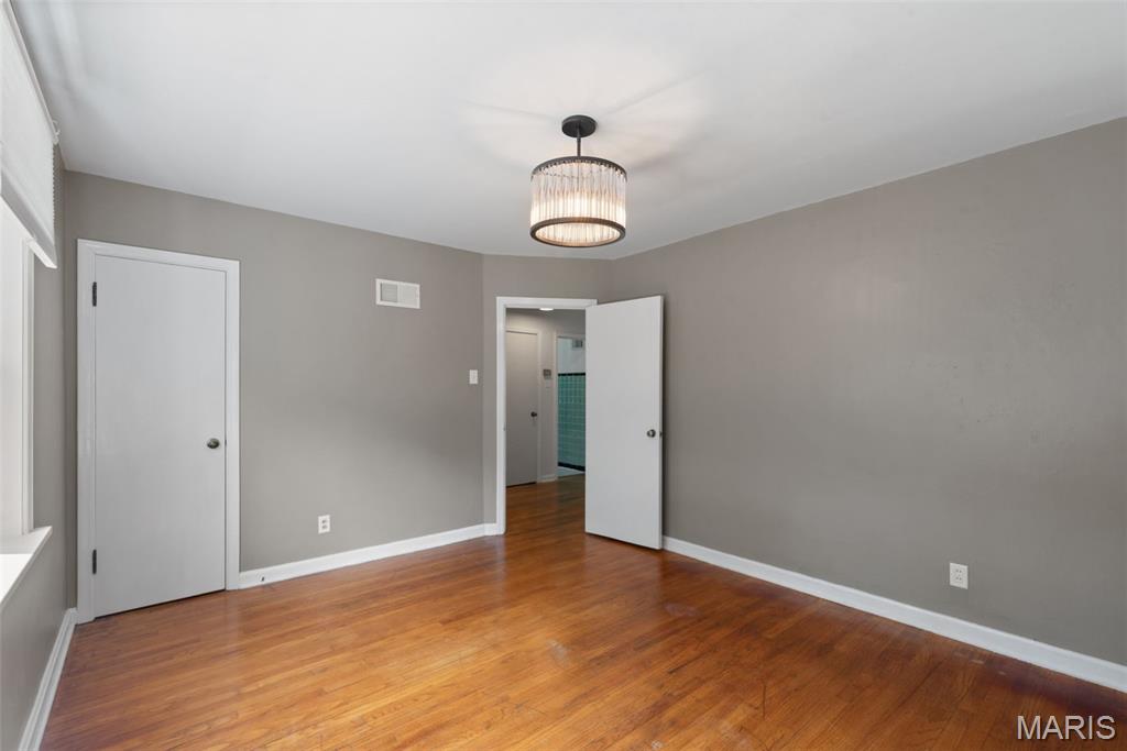 7124 Amherst Avenue St. Louis, MO 63130 - Photo 10 of 38