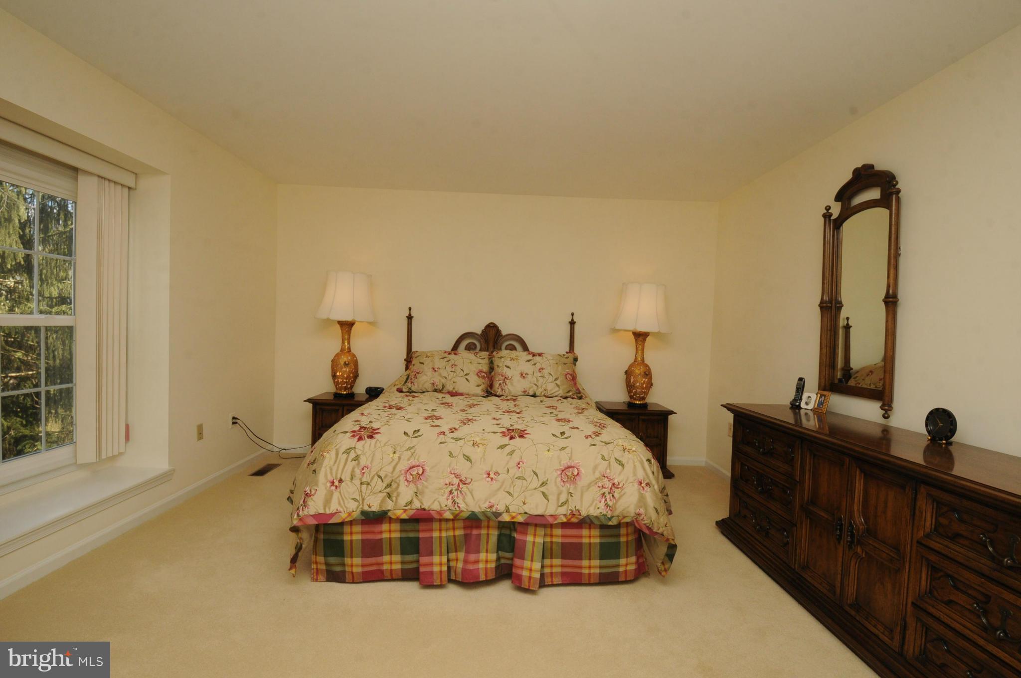 7123 Hanks Place Springfield, VA 22153 - Photo 16 of 27 Bedroom (Master)