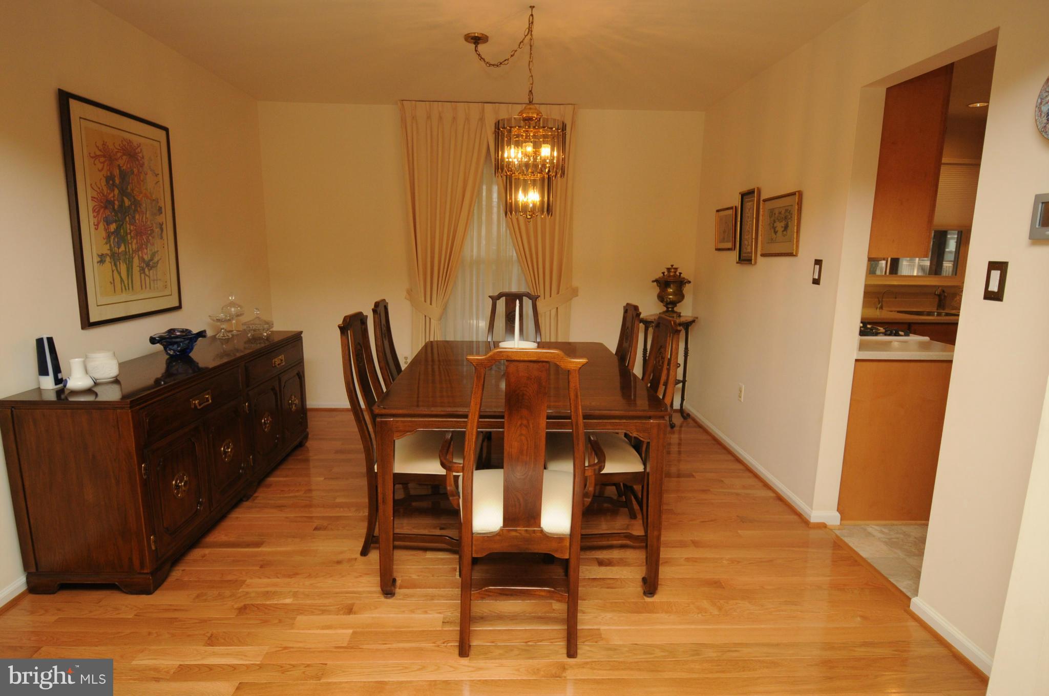 7123 Hanks Place Springfield, VA 22153 - Photo 6 of 27 Dining Room
