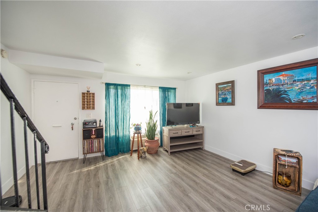 1722 Mitchell, Unit 95 Tustin, CA 92780 - Photo 6 of 23