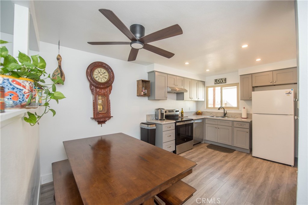 1722 Mitchell, Unit 95 Tustin, CA 92780 - Photo 7 of 23