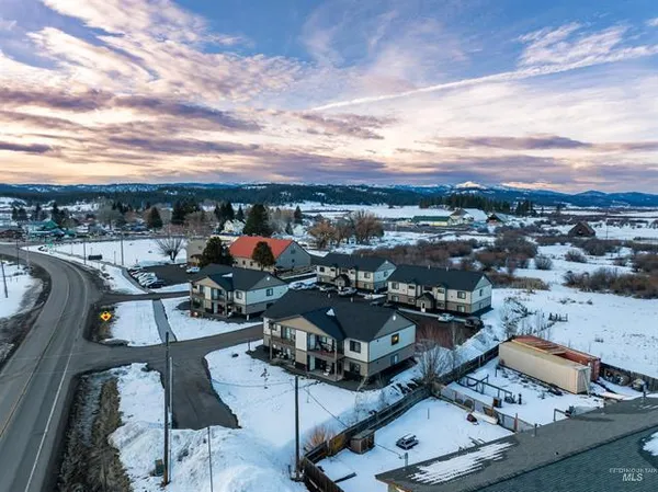 $999,000 | 640 Virginia Street, New Meadows, ID 83654