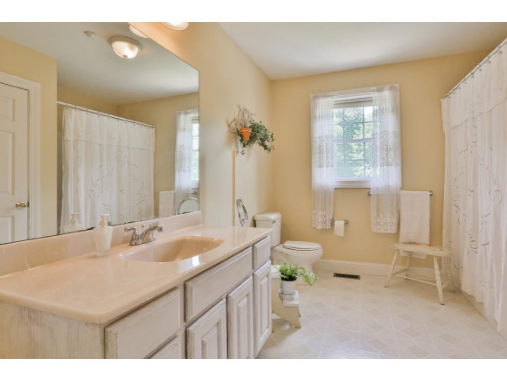 87 Oak Hill Road Brookline, NH 03033 - Photo 24 of 36