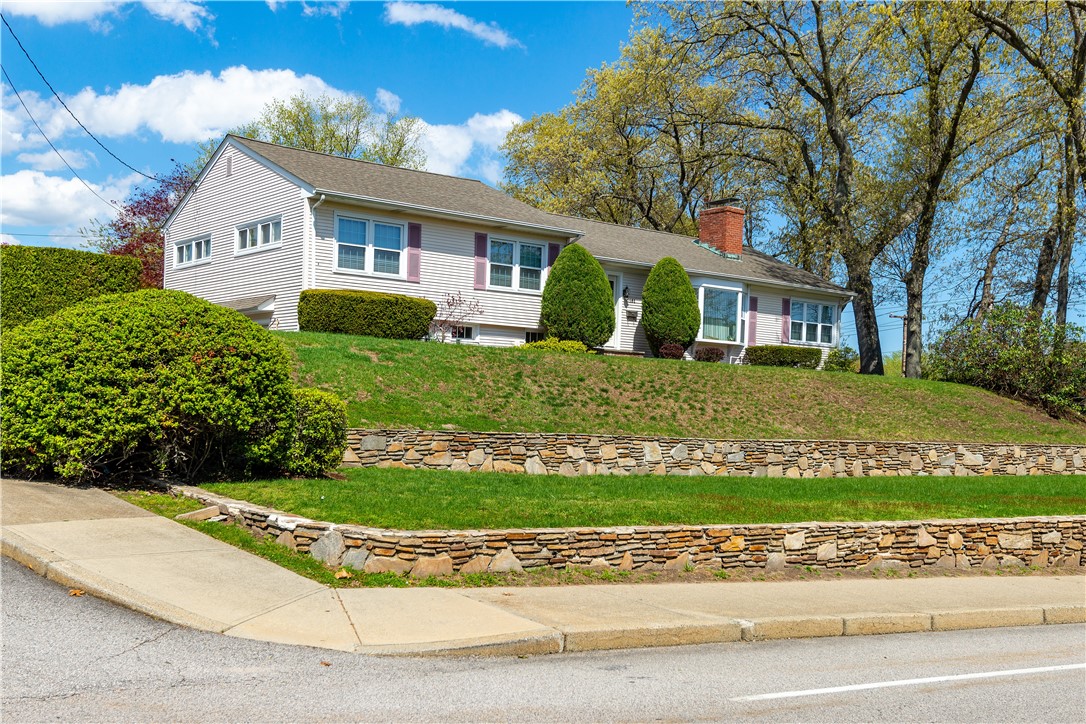 151 Toll Gate Road Warwick, RI 02886 - Photo 2 of 50