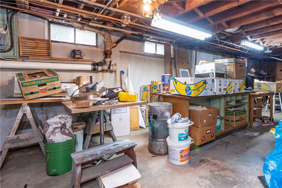 151 Toll Gate Road Warwick, RI 02886 - Photo 32 of 50