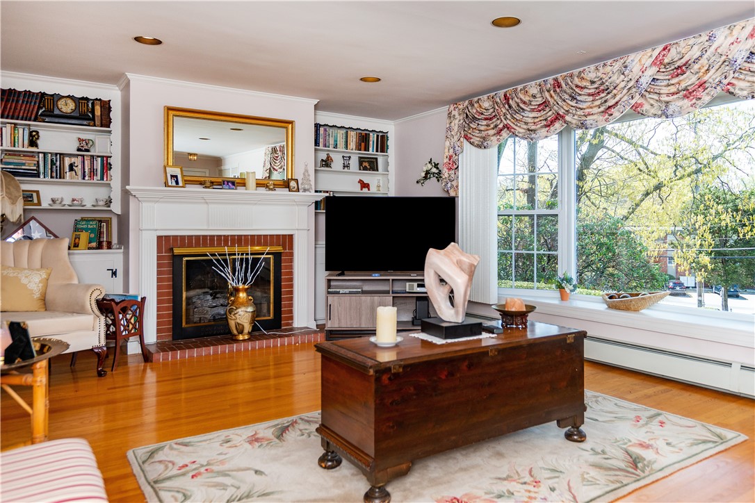 151 Toll Gate Road Warwick, RI 02886 - Photo 6 of 50