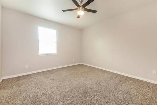 $3,465 | 4030 Vineyard Drive, Dallas, TX 75212