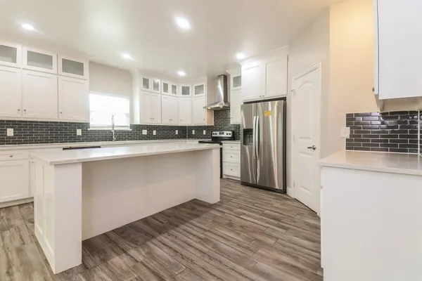 $3,465 | 4030 Vineyard Drive, Dallas, TX 75212