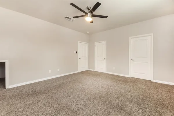 $3,465 | 4030 Vineyard Drive, Dallas, TX 75212