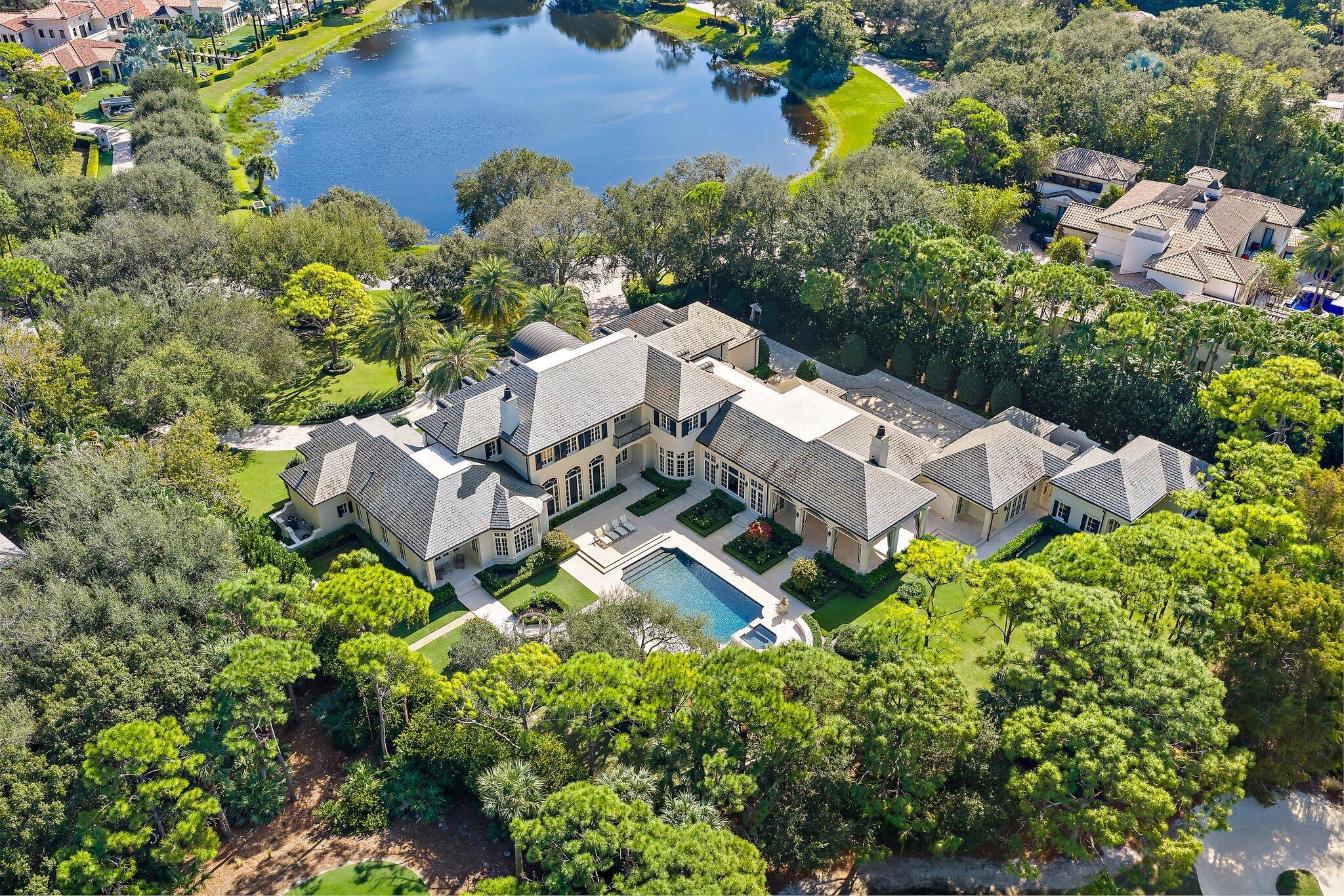 146 Bears Club Drive Jupiter, FL 33477 - Photo 3 of 115 Aerial Facing East