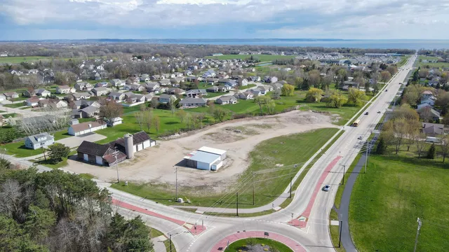 $399,000 | W6471 Manitowoc Road, Menasha, WI 54952