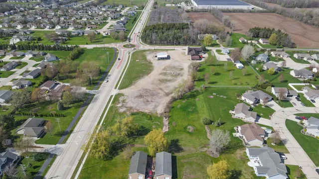 $399,000 | W6471 Manitowoc Road, Menasha, WI 54952