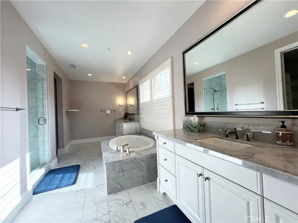 $7,500 | 76 Weston, Irvine, CA 92620