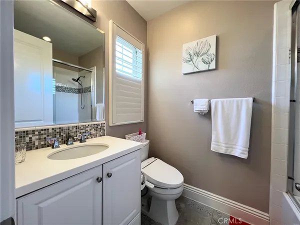 $7,500 | 76 Weston, Irvine, CA 92620